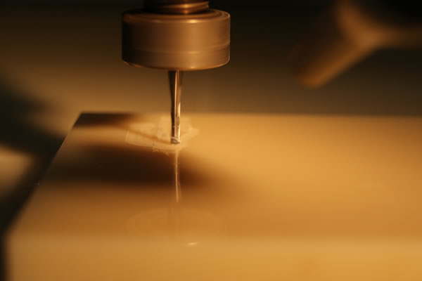 プラスチックの切削加工